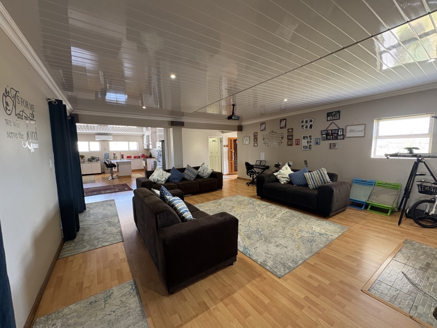 4 Bedroom Property for Sale in Darling Western Cape